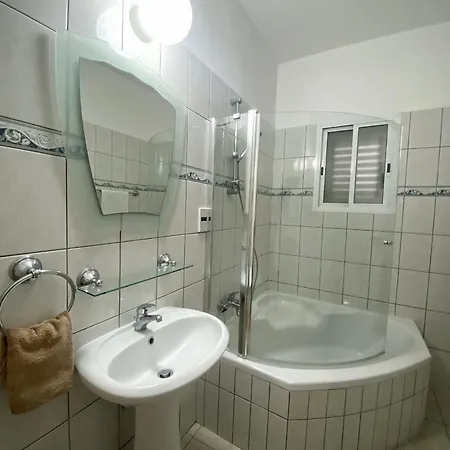 Stay Peyia Bungalow *