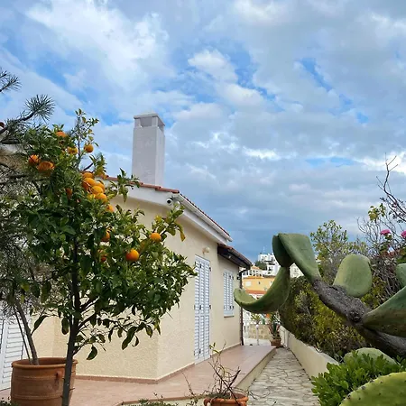 Stay Peyia Bungalow * Peyia