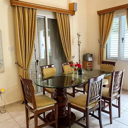 Stay Peyia Bungalow Villa *